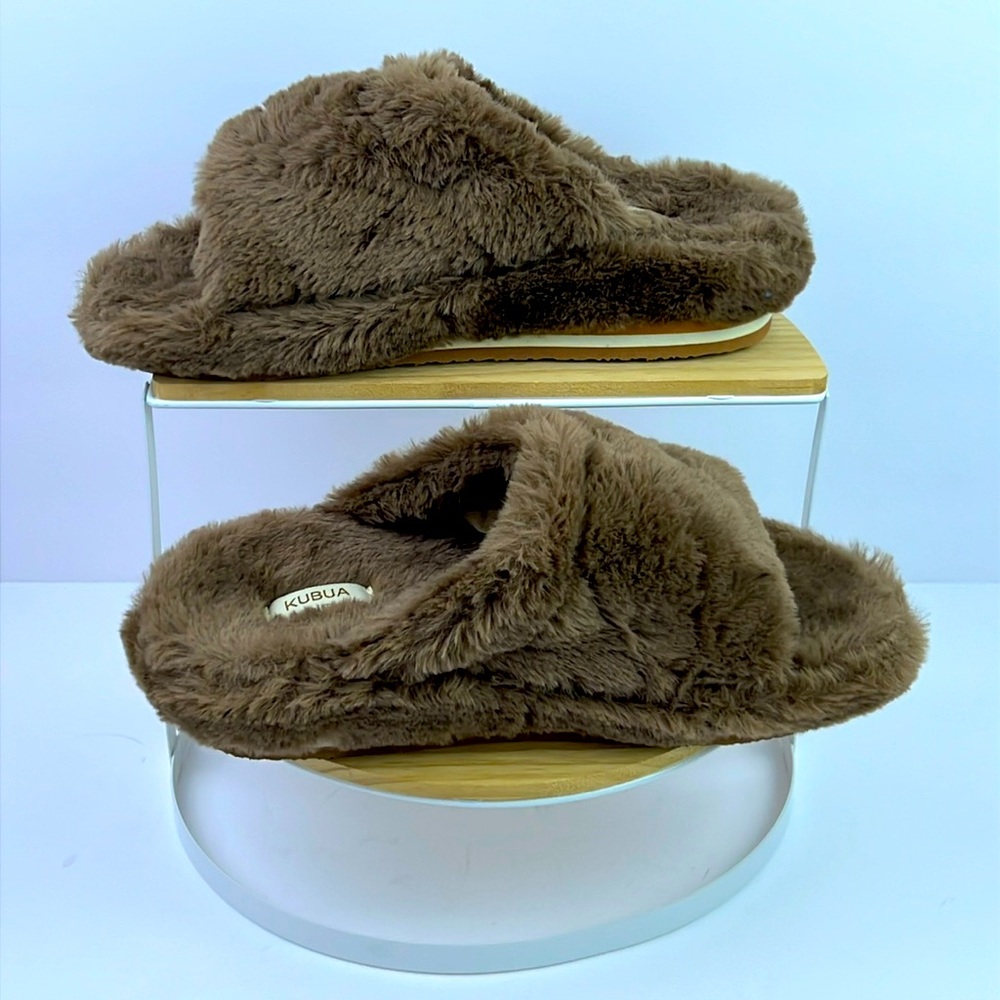 KUBUA Orthotic Slippers Sz 7 (New without tags)